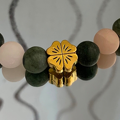 Energo aktivovaný luxusní náramek – nefrit taiwanský zelený s avanturínem a čtyřlístkem pro štěstí
